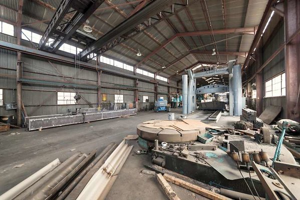 10989 warehouse52