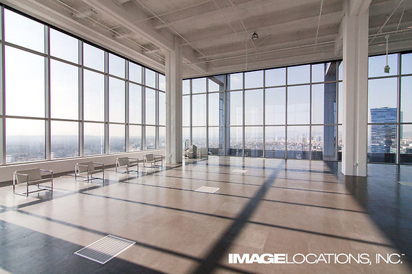 SKY Studio -12 SKY Studio -12