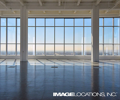 SKY Studio -30 SKY Studio -30