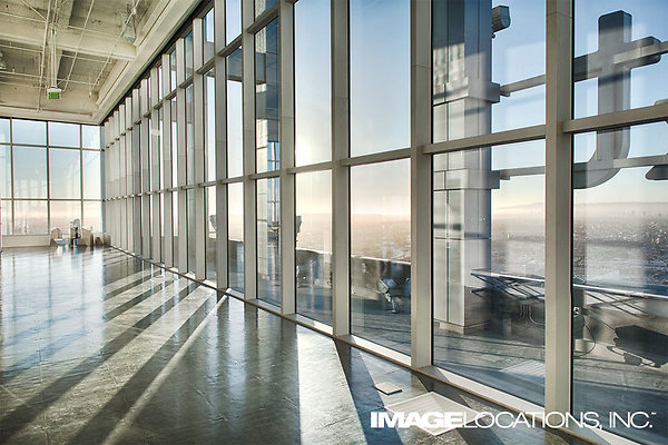 SKY Studio -18 SKY Studio -18