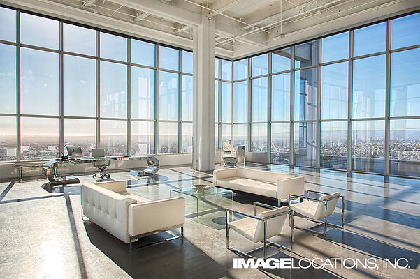 SKY Studio -2 SKY Studio -2