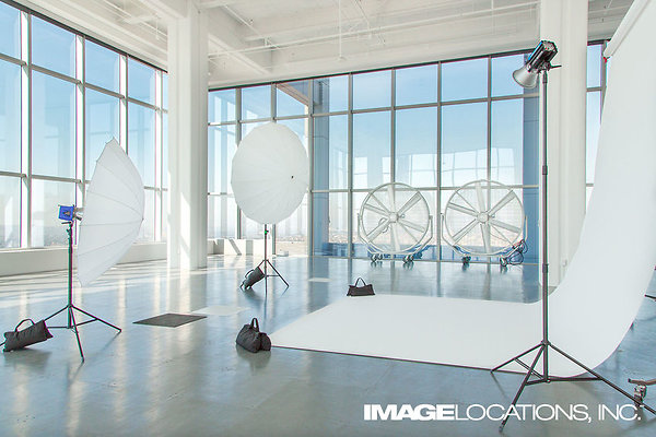 SKY Studio -28 SKY Studio -28