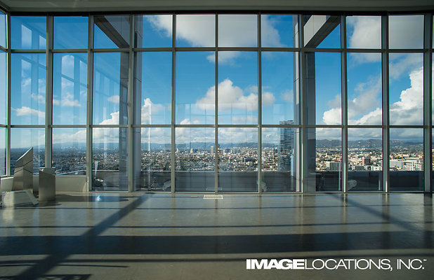 SKY Studio -17 SKY Studio -17