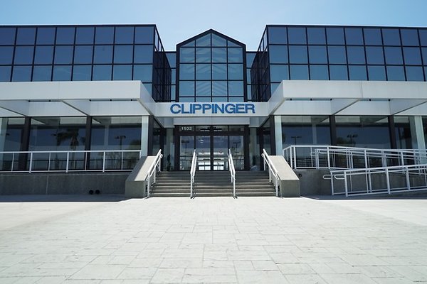 Clippenger.Ford.WC.02