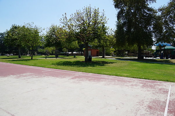 Dearborn.Park.BBall.Ext.06 Dearborn.Park.BBall.Ext.06