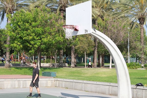 McCambridge.Park.Bur.06 McCambridge.Park.Bur.06