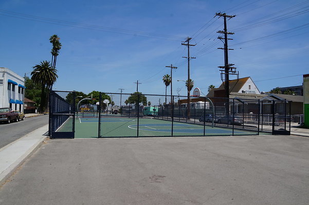 BB.Courts.14th.Pine.LBC02 BB.Courts.14th.Pine.LBC02