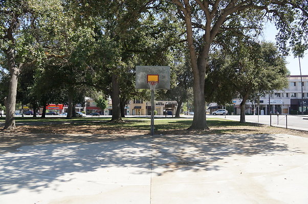 Encino.Park.BB.Court.Ext.26