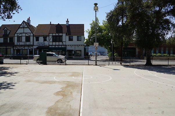 Encino.Park.BB.Court.Ext.12