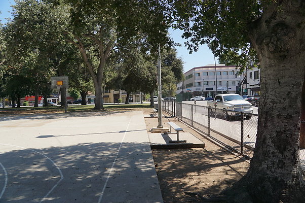 Encino.Park.BB.Court.Ext.45