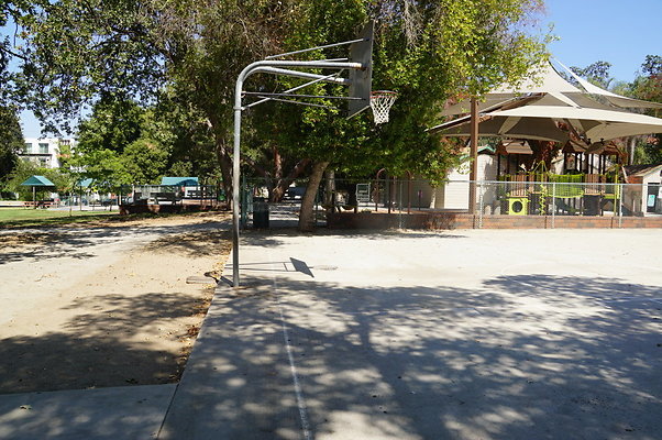 Encino.Park.BB.Court.Ext.43