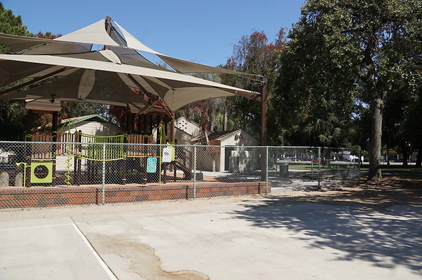 Encino.Park.BB.Court.Ext.25