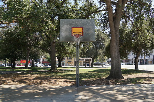 Encino.Park.BB.Court.Ext.29