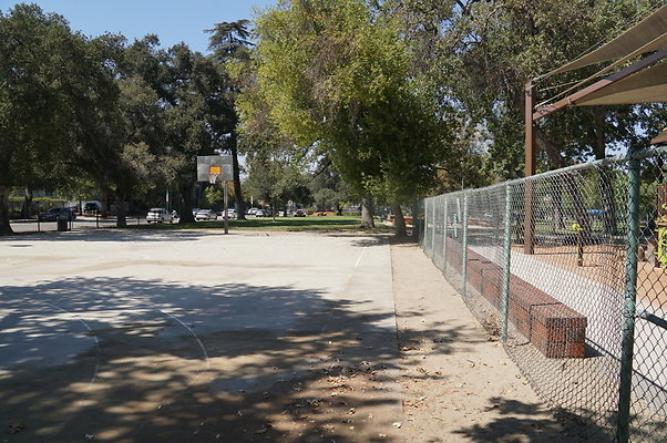 Encino.Park.BB.Court.Ext.10