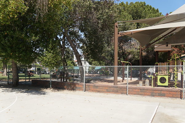 Encino.Park.BB.Court.Ext.39