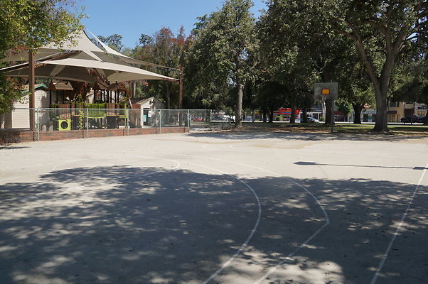 Encino.Park.BB.Court.Ext.44