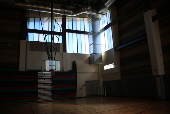 Court Windows-1