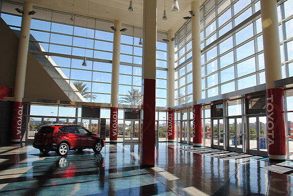 Citizens Bank Arena.Ontario.Arena Walkways
