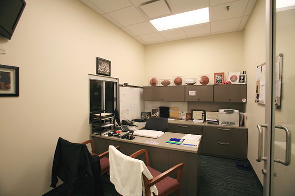 Trainers Office 0073 1