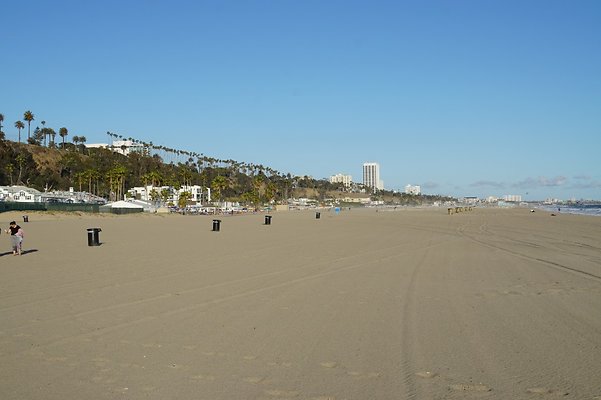 W.Rogers.Beach.Tower.18.22