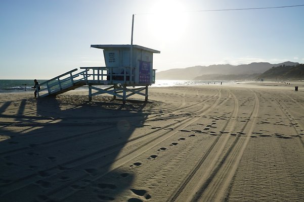 W.Rogers.Beach.Tower.18.15