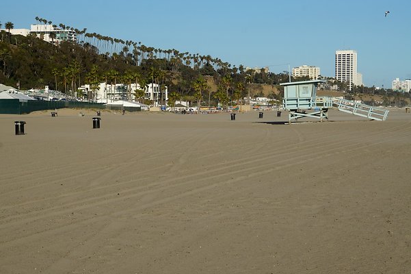 W.Rogers.Beach.Tower.18.43