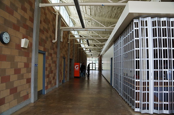 Uni.HS.New.Gym.Hall.01