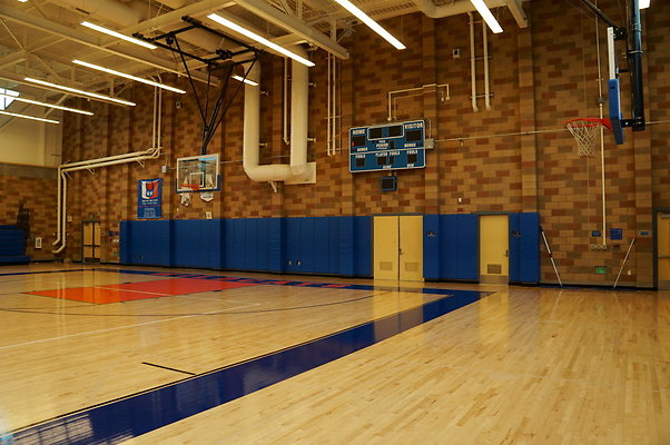 Uni.HS.New.Gym.12