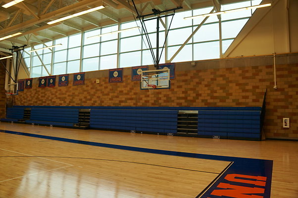 Uni.HS.New.Gym.27