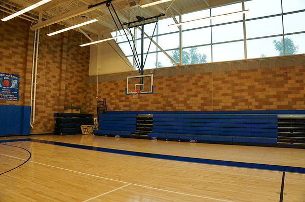 Uni.HS.New.Gym.18
