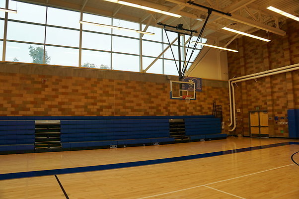 Uni.HS.New.Gym.13