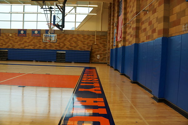 Uni.HS.New.Gym.35