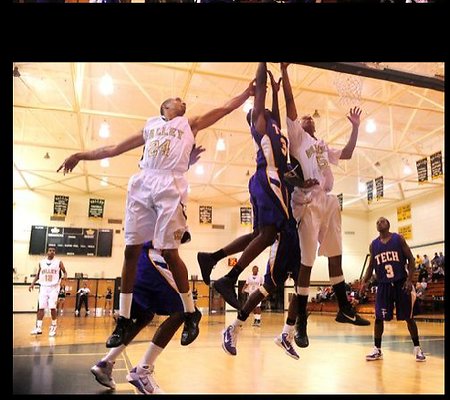 LA Valley College BBAll.Gym02