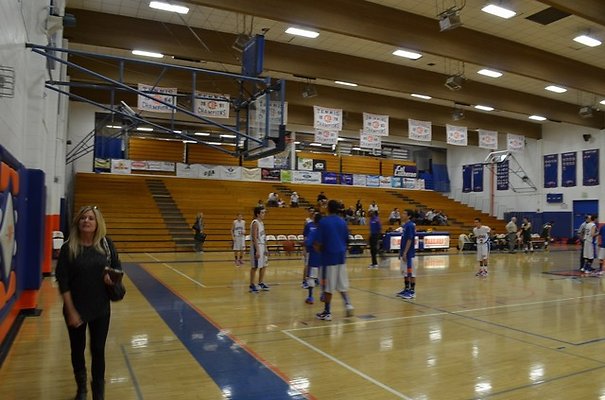Westlake.HS.Gym.11