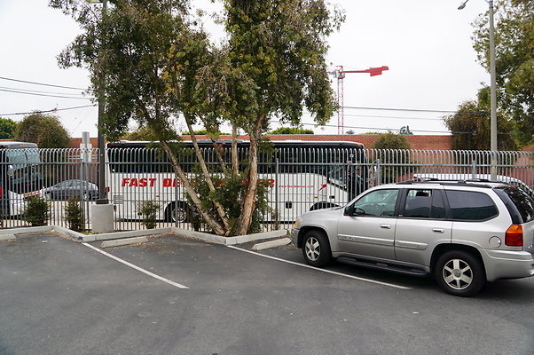 Uni.HS.New.Gym.Exts.05 Uni.HS.New.Gym.Exts.05