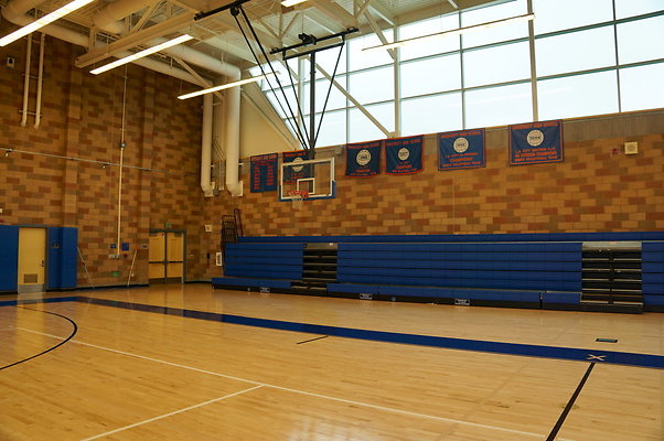 Uni.HS.New.Gym.15 Uni.HS.New.Gym.15