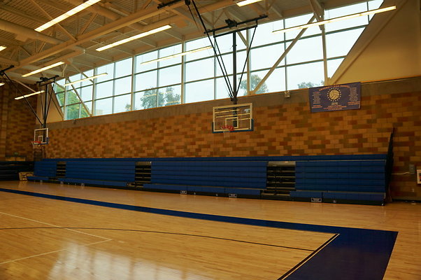 Uni.HS.New.Gym.05 Uni.HS.New.Gym.05