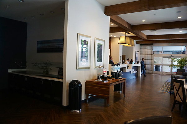 Hilton.Lobby.Bar.19