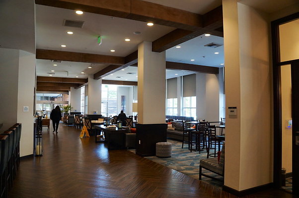Hilton.Lobby.Bar.37