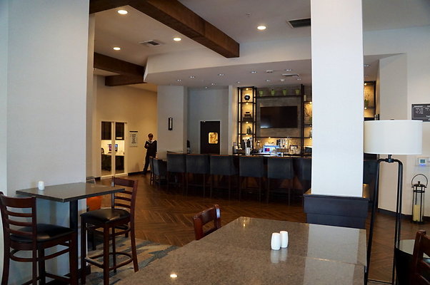 Hilton.Lobby.Bar.45