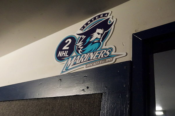 IceOplex.NHL.Locker.Rm.2