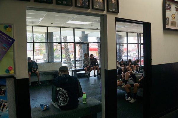 LA.Kings.Ice.Lobby.02