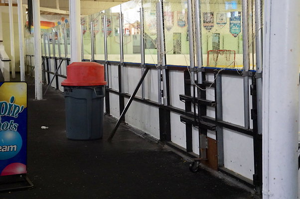 LA.Kings.Ice.Main.Ice.41