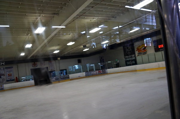 LA.Kings.Ice.Main.Ice.45
