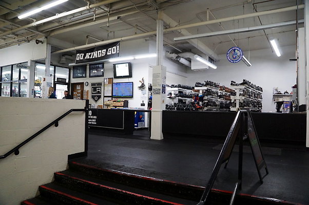 LA.Kings.Ice.Main.Ice.36