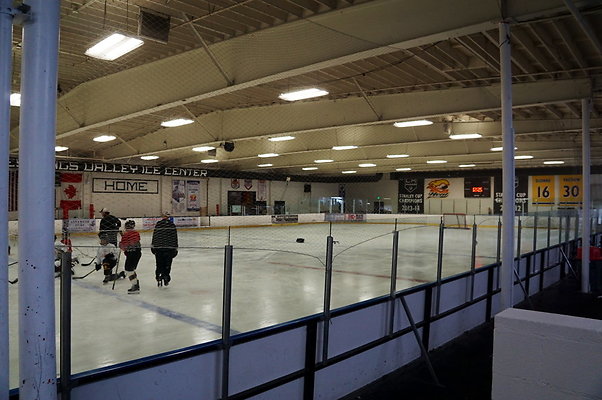 LA.Kings.Ice.Main.Ice.09