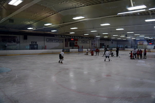 LA.Kings.Ice.Party.Rm.08