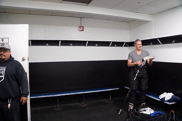 LA.Kings.Ice.Locker.Rm.4.02