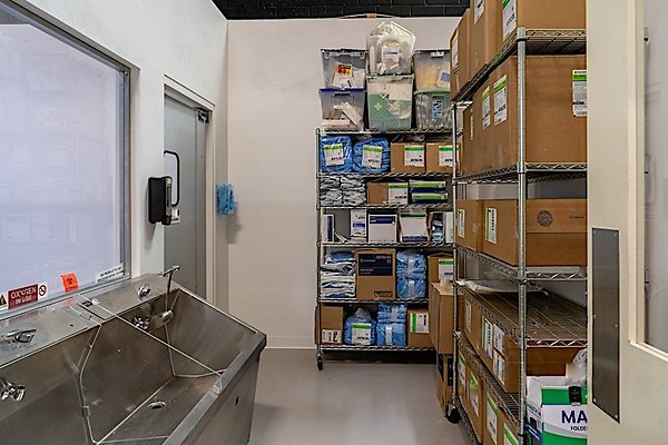 11515 storage