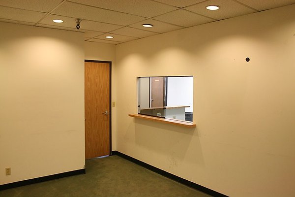 612Suite4182